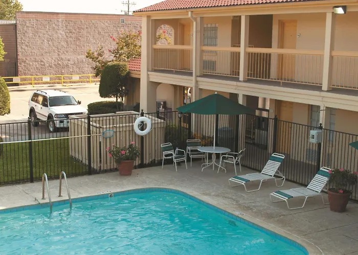 Econo Lodge